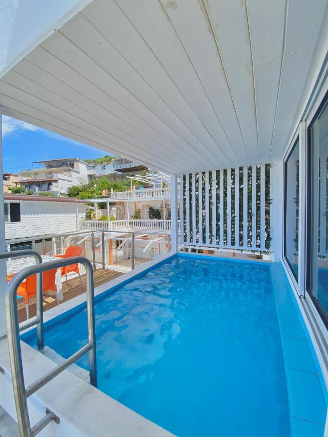 Napolon Complex 3*
