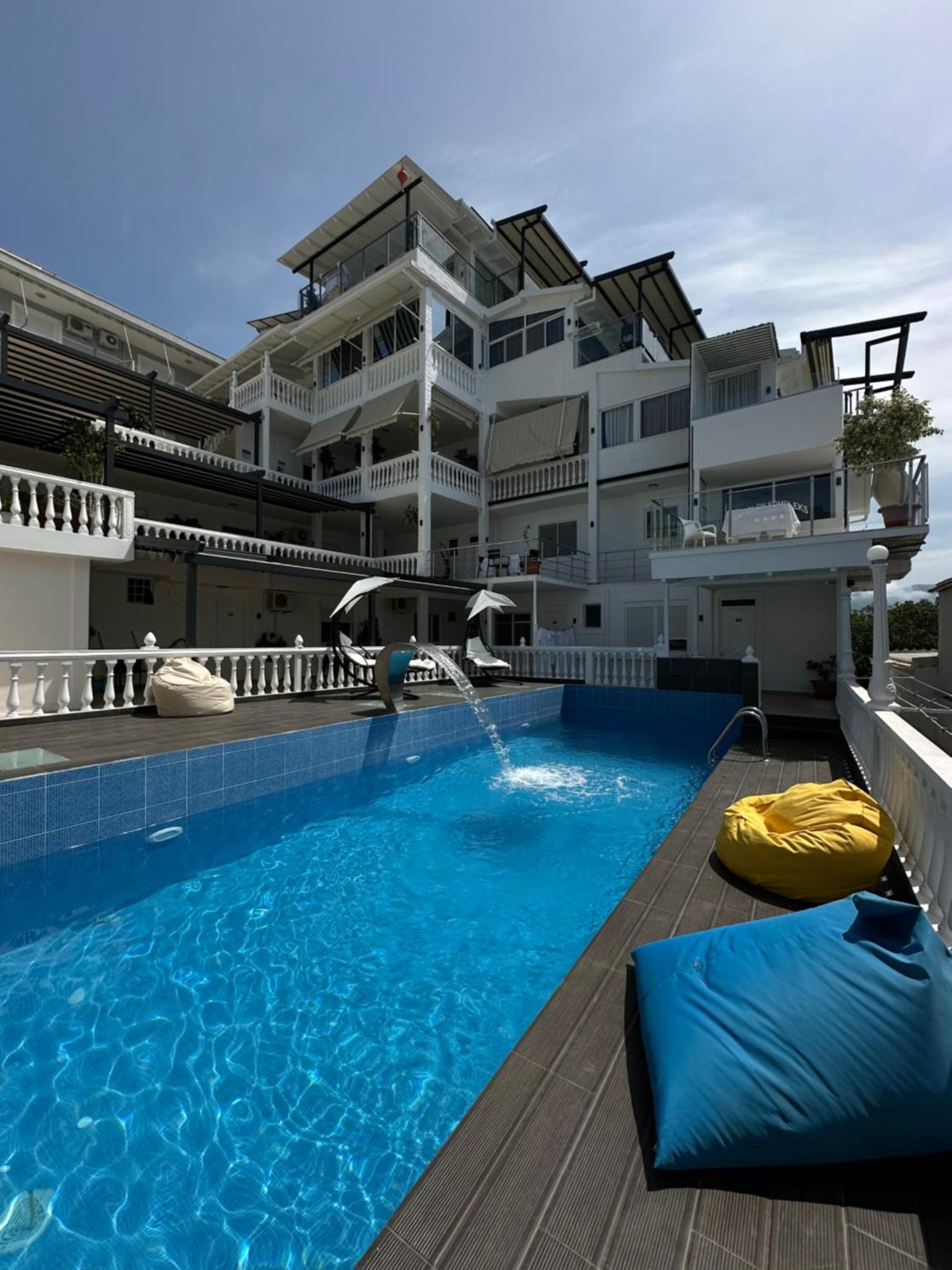 Napolon Complex Hotel 3*